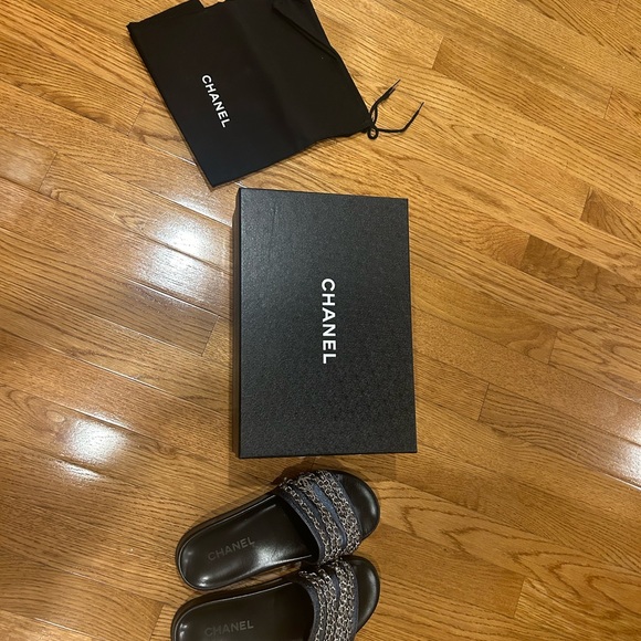 Chanel Chain Slides Shoes - Picture 5 of 9